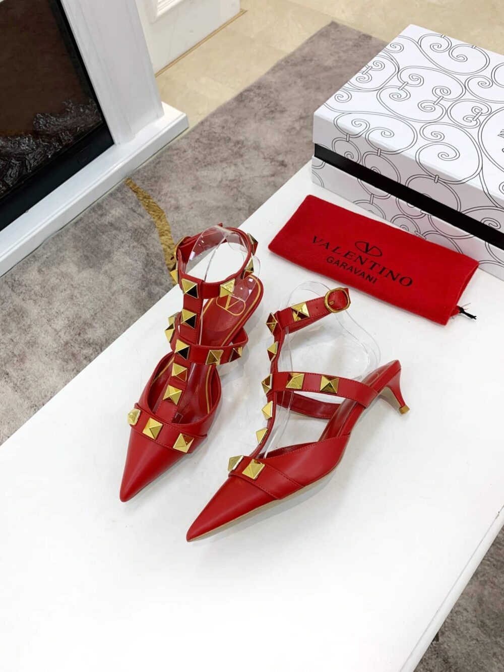 VALENTINO GARAVANI ROMAN STUD KITTEN HEEL PUMPS RED - Image 7