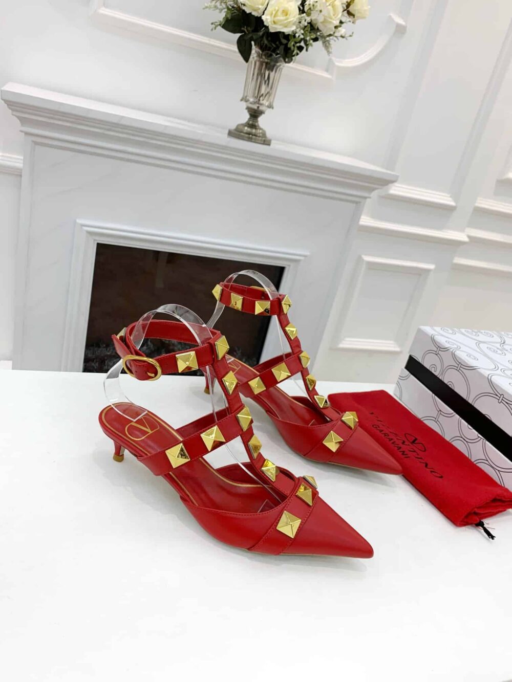 VALENTINO GARAVANI ROMAN STUD KITTEN HEEL PUMPS RED - Image 10