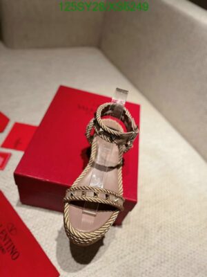 Alternative view of VALENTINO ROCKSTUD FLATFORM SANDAL IN BEIGE 2W2S0GI3BAEP45