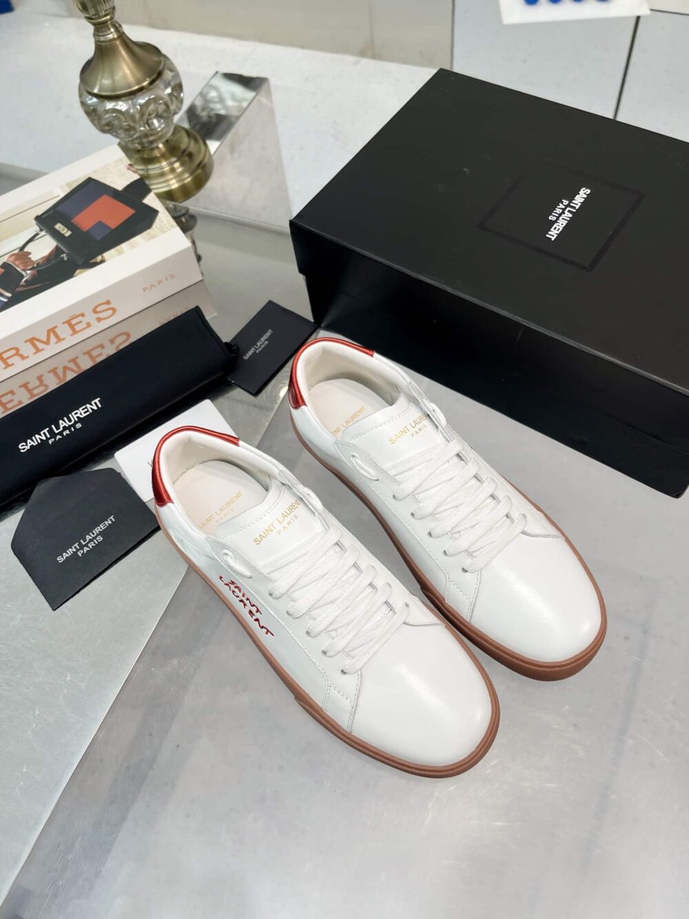 SAINT LAURENT COURT CLASSIC EMBROIDERED SNEAKER WHITE AND RED - Image 6