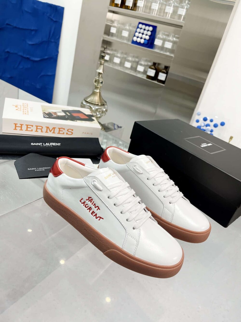 SAINT LAURENT COURT CLASSIC EMBROIDERED SNEAKER WHITE AND RED - Image 9