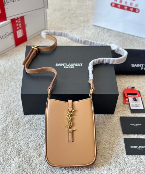 SAINT LAURENT LE 5 À 7 MINI VERTICAL BROWN 18CM 735214BWR6W2725 - Image 2