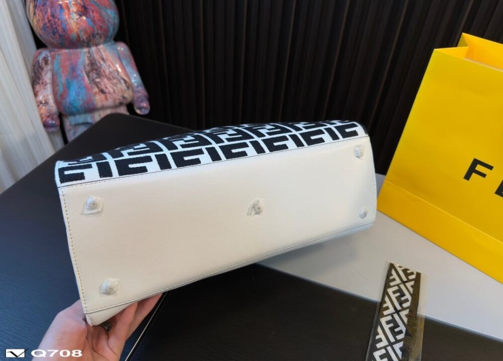 FENDI PEEKABOO FF LOGO XTOTE BLACK AND WHITE 40CM - Image 3