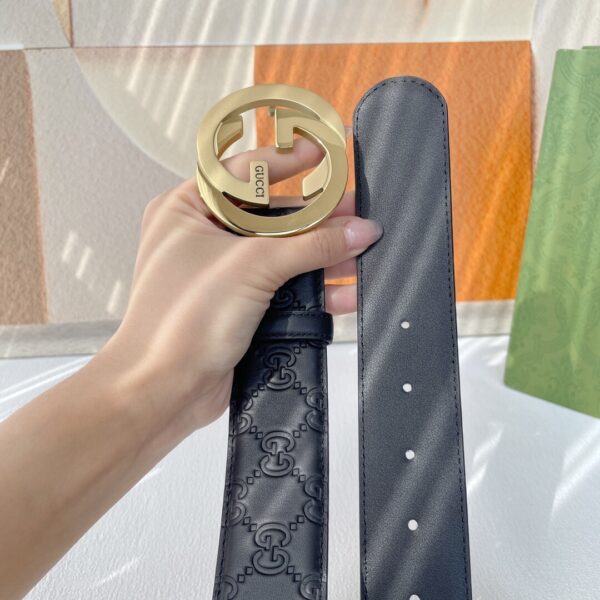 GUCCI MEN'S REVERSIBLE GG BELT GOLD HARDWARE BLACK 40MM - Image 2