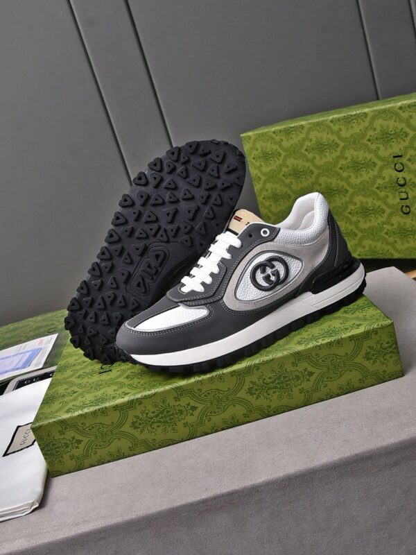 GUCCI DOUBLE G MEN'S RUN SNEAKER GRAY - Image 5