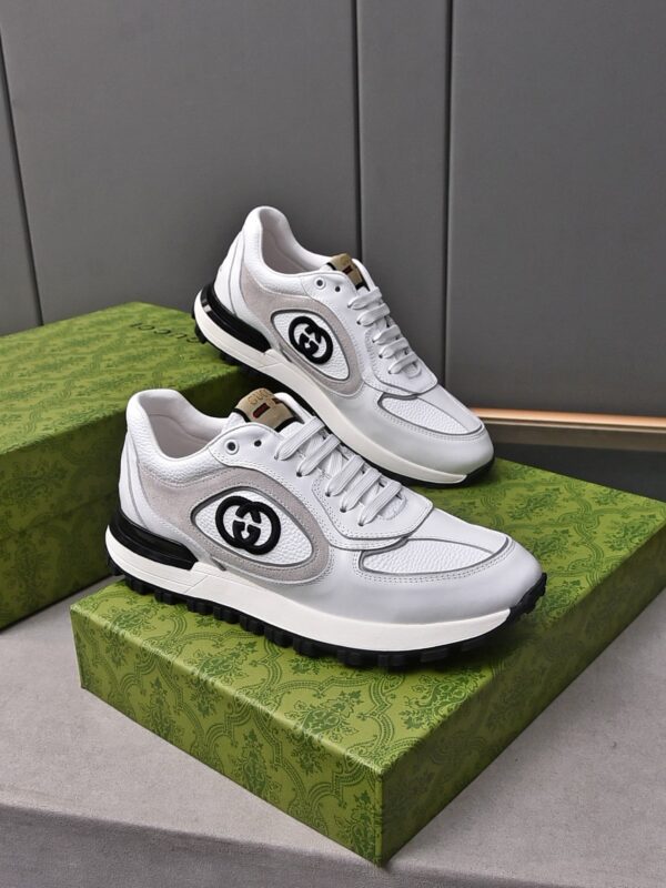GUCCI DOUBLE G MEN'S RUN SNEAKER BEIGE - Image 2