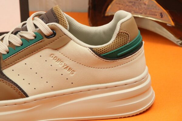 GUCCI GG SNEAKER LEATHER IN BEIGE AND GREEN - Image 3