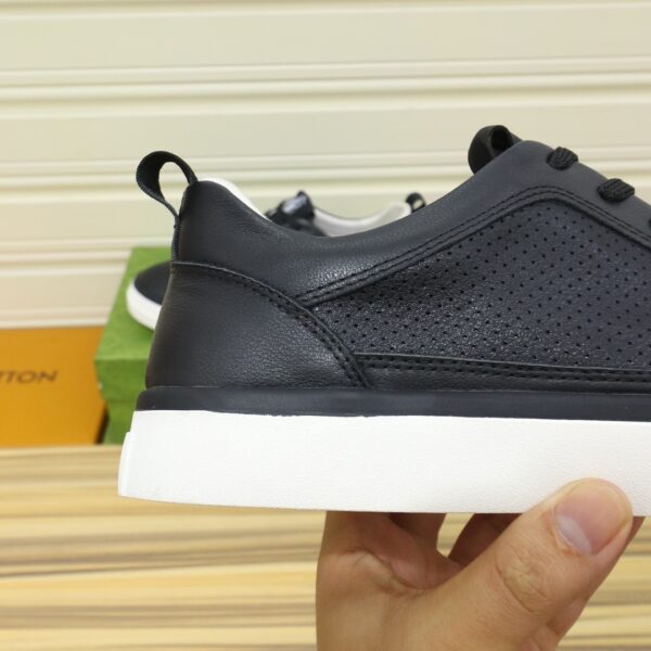 GUCCI MEN’S PLATFORM SNEAKERS LEATHER BLACK AND BLACK EDGE - Image 7