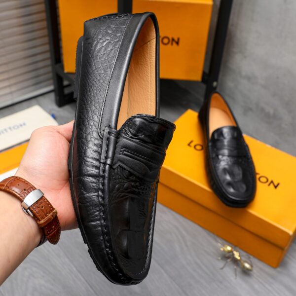 LOUIS VUITTON LOAFER ALLIGATOR MATTE LEATHER IN BLACK - Image 4