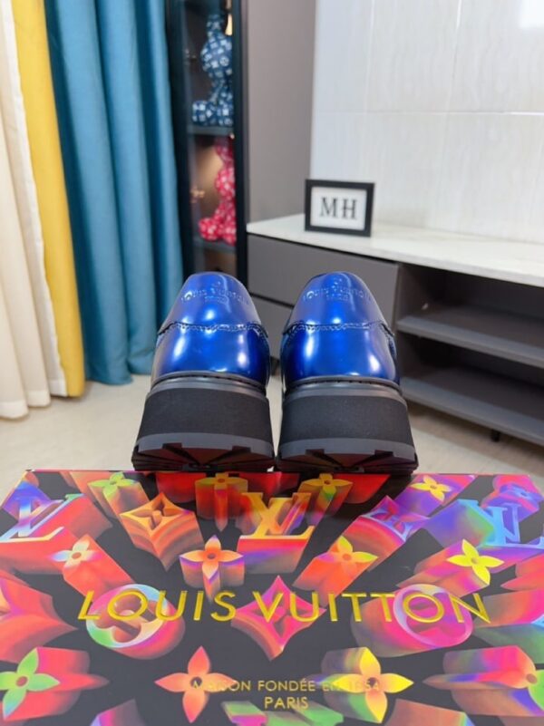 LOUIS VUITTON MEN’S SNEAKERS MONOGRAM EMPREINTE BLUE - Image 5