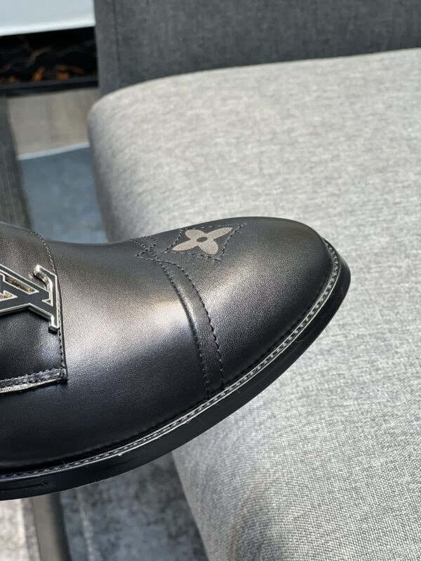 LOUIS VUITTON LOAFERS BLACK - Image 5