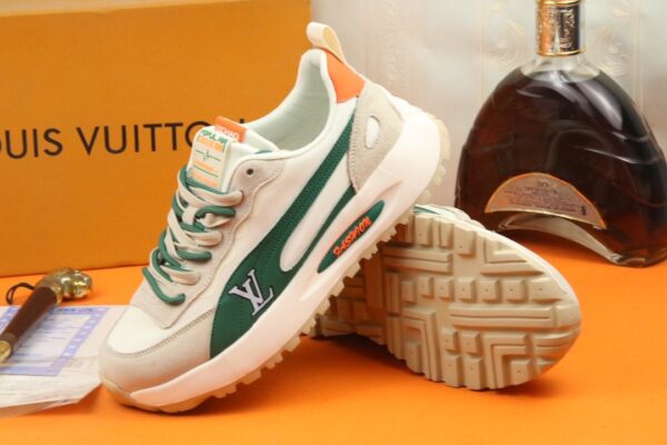 LOUIS VUITTON COLORBLOCK MEN SNEAKER BEIGE - Image 5