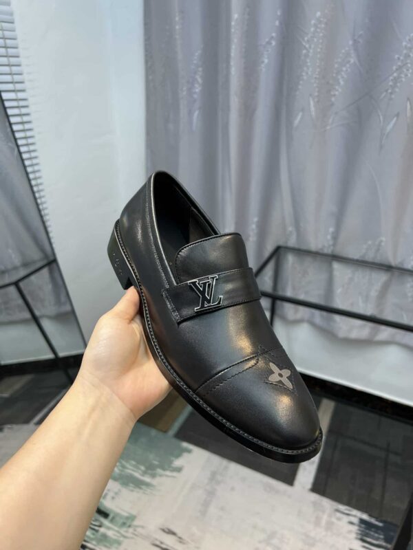 LOUIS VUITTON LOAFERS BLACK - Image 7