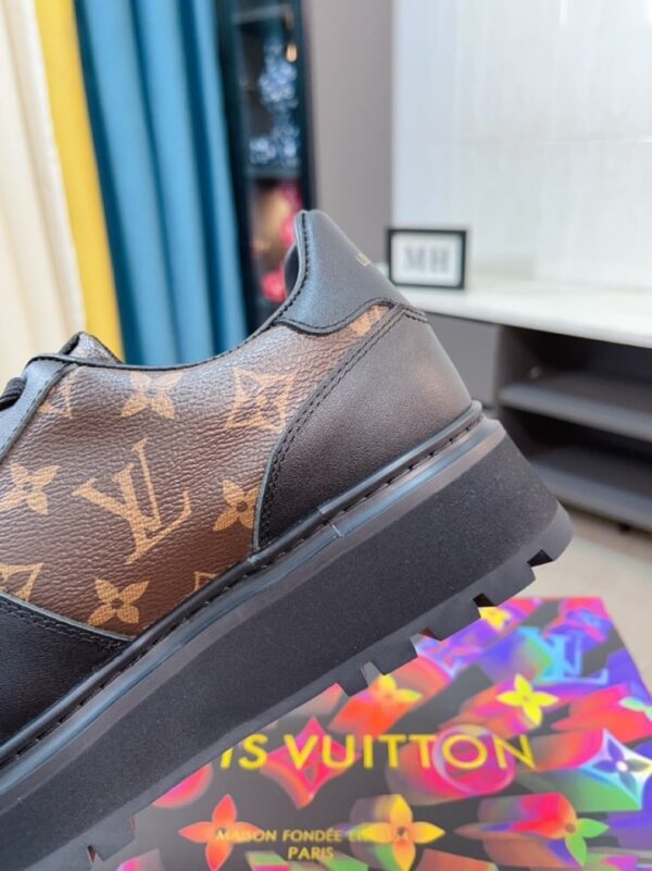 LOUIS VUITTON MONOGRAM EMPREINTE LEATHER BLACK AND BROWN - Image 5