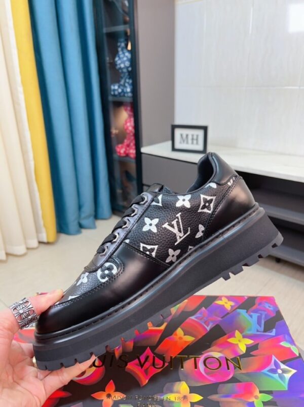 LOUIS VUITTON MEN’S SNEAKERS MONOGRAM EMPREINTE BLACK - Image 4