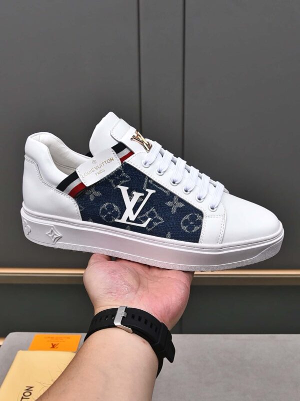 LOUIS VUITTON TRAINER WHITE DENIM - Image 9