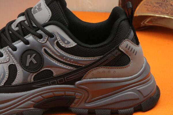 PRADA SPORT RUNNING SNEAKER IN BLACK - Image 8