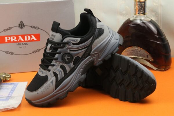 PRADA SPORT RUNNING SNEAKER IN BLACK - Image 6