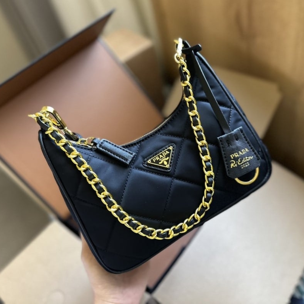 PRADA RE EDITION 1995 CHAÎNE RE NYLON MINI BAG BLACK 22CM 1BC204 2AOS F0002 V QOO - Image 4