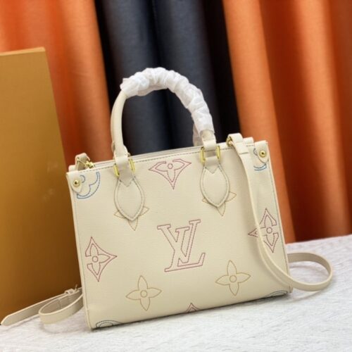Alternative view of Louis Vuitton Onthego PM Monogram Pattern Beige 25Cm M46629