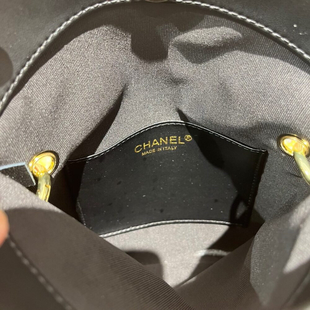 CHANEL LEATHER CUE BALL FOLDOVER BAG BLACK 26CM - Image 2