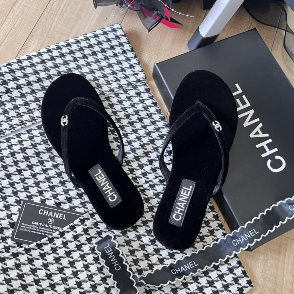 CHANEL THONGS SLIPPER VELVET IN BLACK G45716 B16716 94305 - Image 7