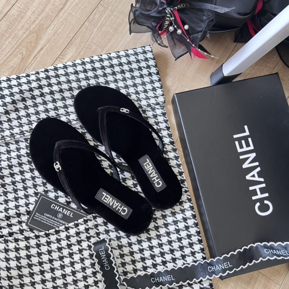 CHANEL THONGS SLIPPER VELVET IN BLACK G45716 B16716 94305 - Image 6