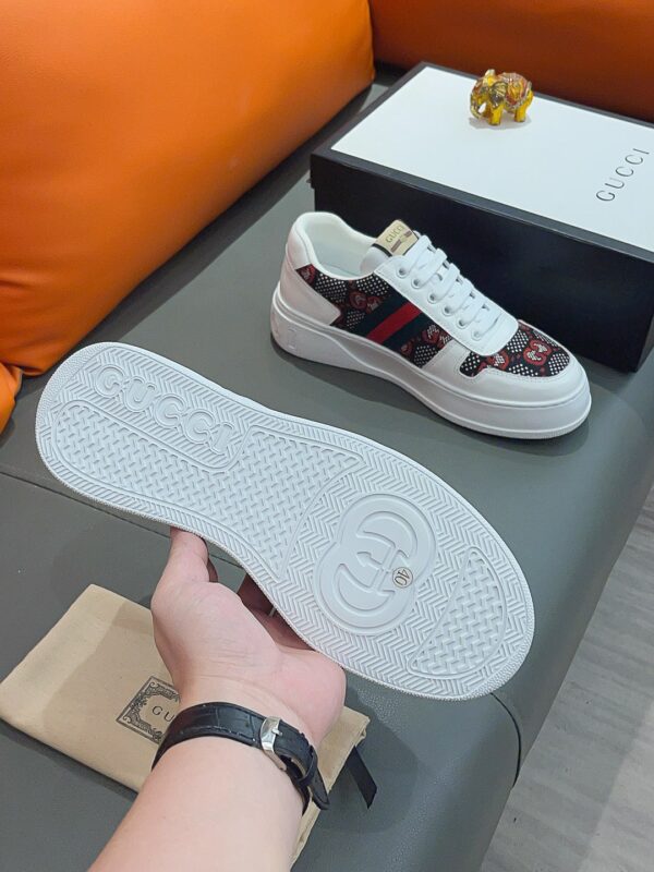 GUCCI SCREENER GG HIGH TOP SNEAKER WHITE WITH RED LOGO - Image 7