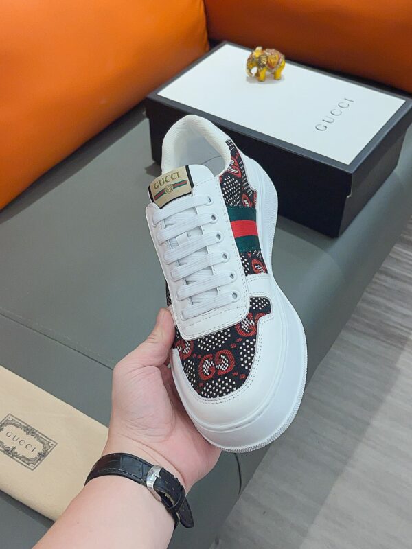 GUCCI SCREENER GG HIGH TOP SNEAKER WHITE WITH RED LOGO - Image 4