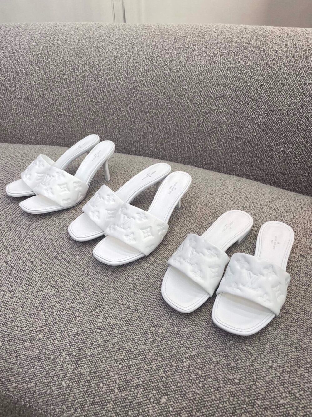 LOUIS VUITTON REVIVAL MULE WHITE 1A9OXC - Image 2