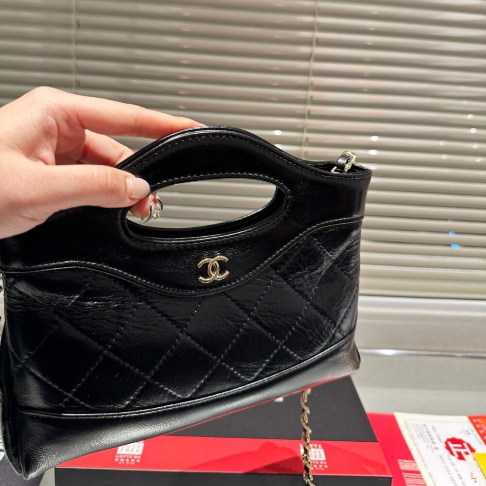 CHANEL 24C MINI 31 CLUTCH WITH CHAIN SHINY BLACK 24CM - Image 3