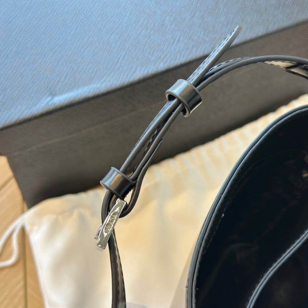 PRADA SPAZZOLATO BUCKET BAG BLACK 17CM - Image 7