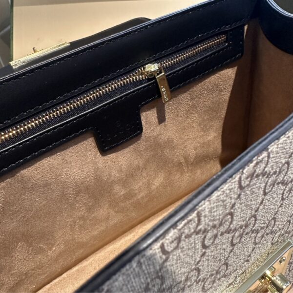 GUCCI PADDLE LOCK GG SUPREME TOP HANDLE BLACK 28CM - Image 3