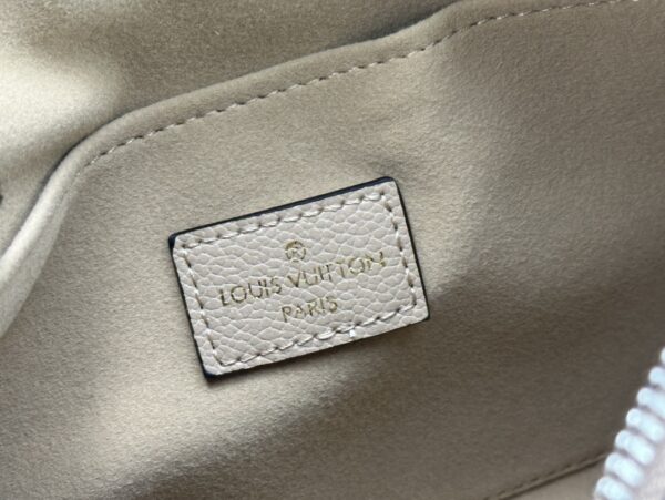 LOUIS VUITTON HAND IT ALL PM GALET 29CM M24255 - Image 2