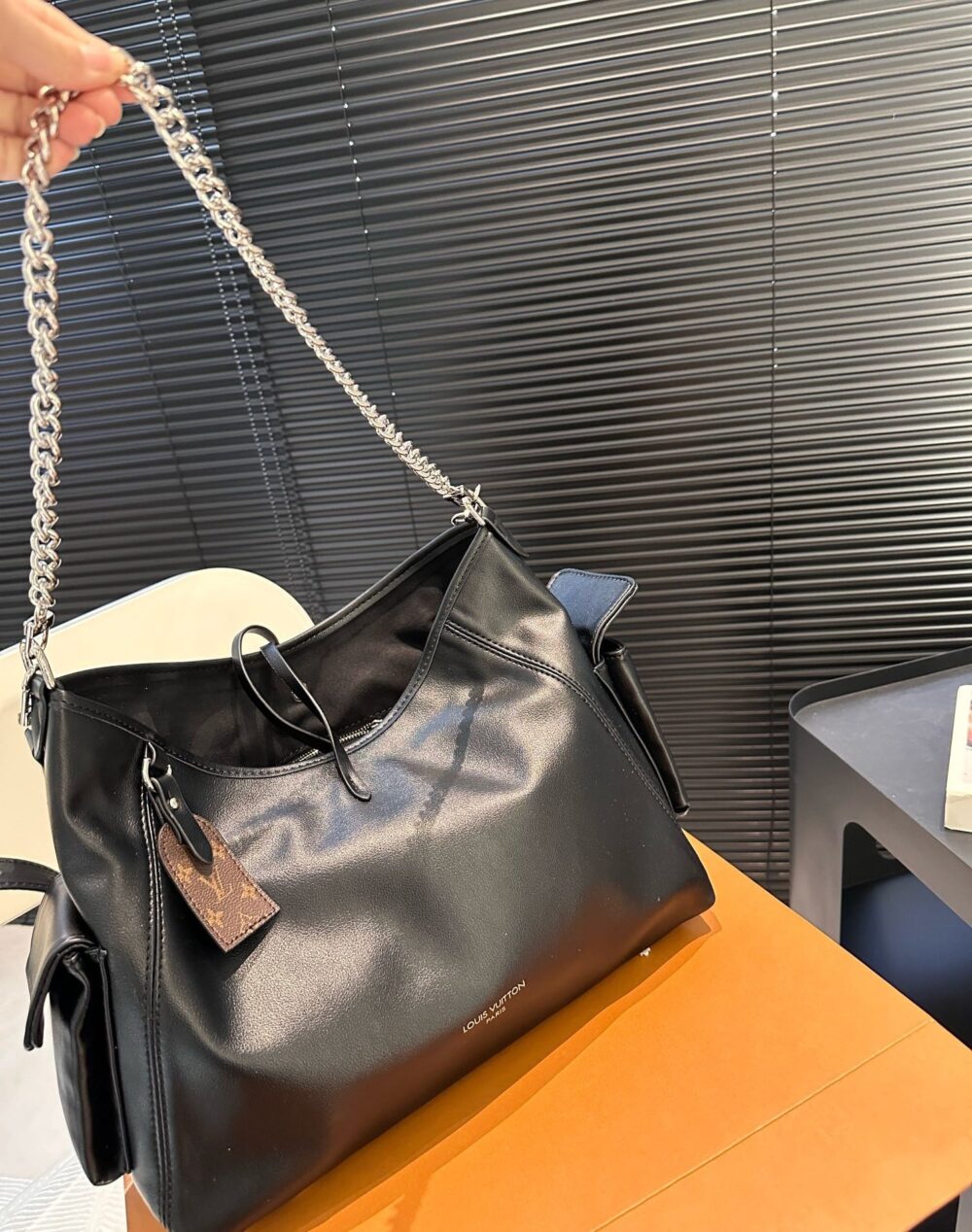 LOUIS VUITTON CARRYALL CARGO VIBE PM BAG BLACK 34CM M24861 - Image 6