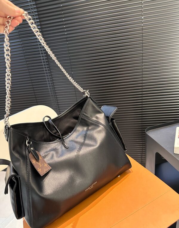 LOUIS VUITTON CARRYALL CARGO PM BAG BLACK 33CM M24861 - Image 6