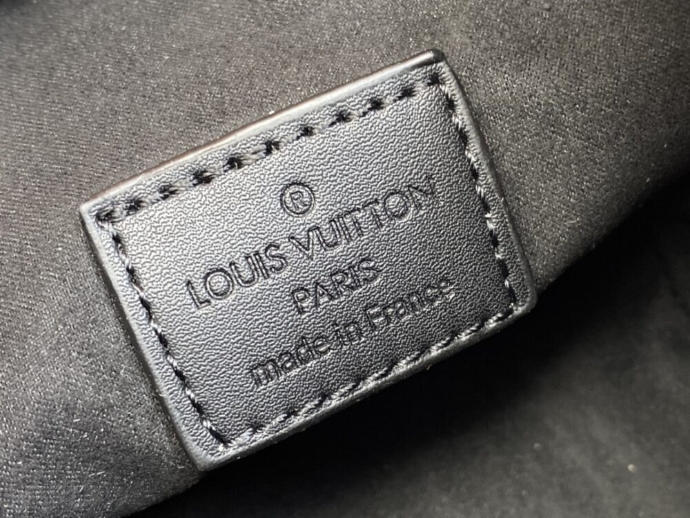 LOUIS VUITTON NÉO PURSE LV CHARMS MONOGRAM BROWN 15CM M82885 - Image 9