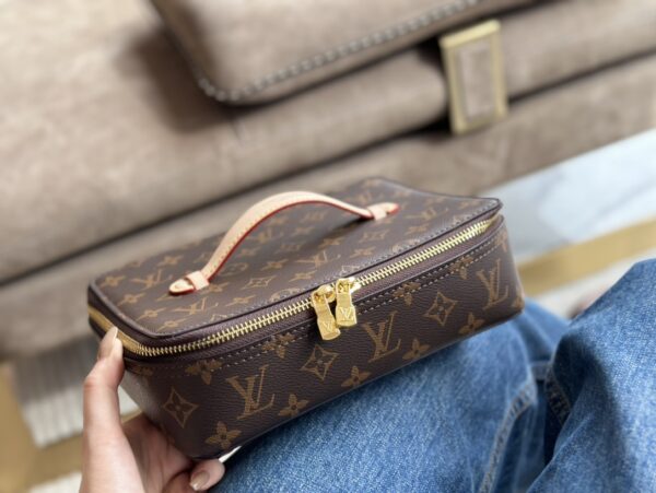 LOUIS VUITTON LV NICE JEWELRY CASE BROWN 23CM - Image 5