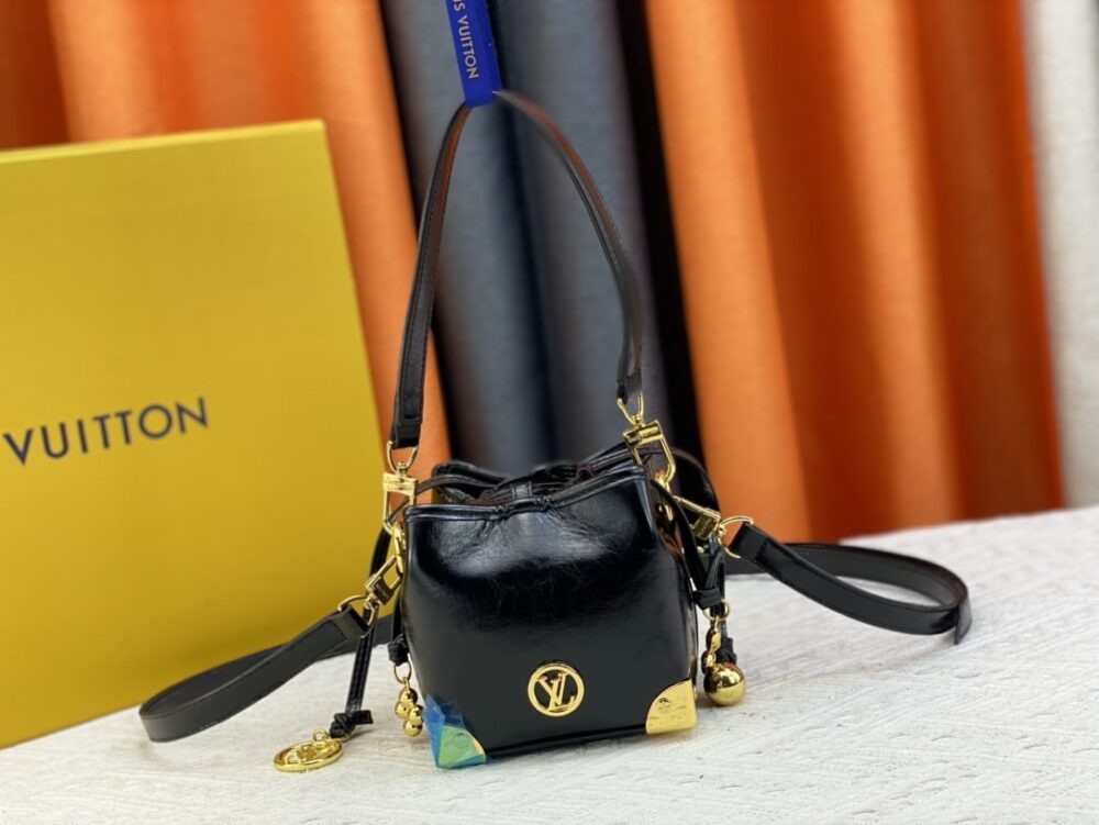 LOUIS VUITTON NÉO PURSE LV CHARMS BLACK 15CM M82886 - Image 2