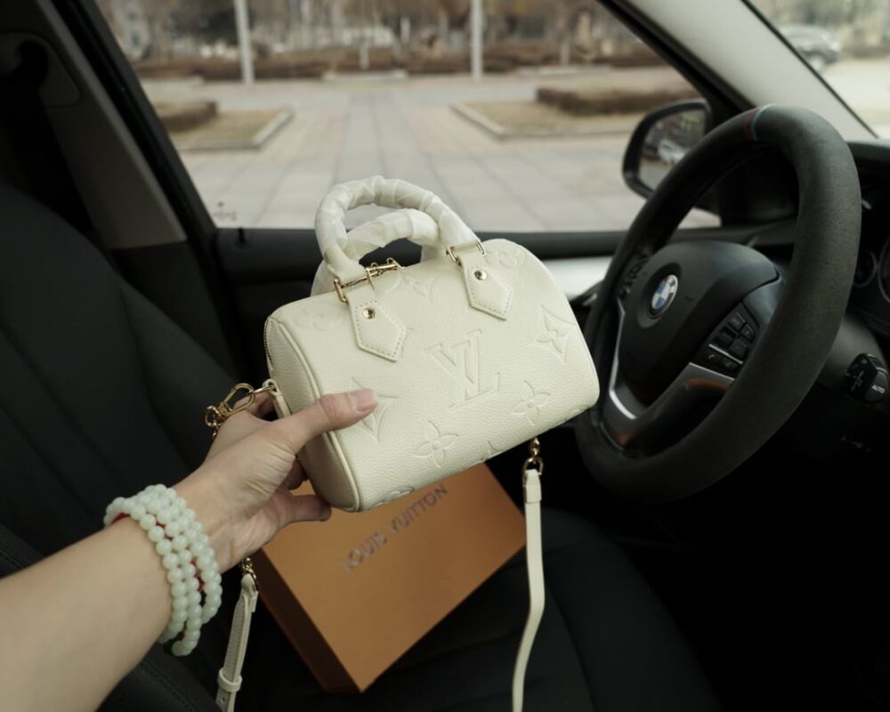 LOUIS VUITTON SPEEDY BANDOULIÈRE BAG 20 CREAM 20CM M58954 - Image 2