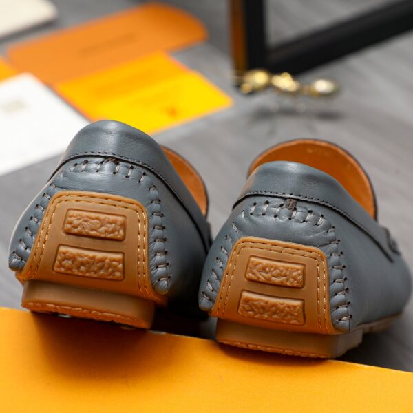 LOUIS VUITTON LOAFERS EMBOSSED LEATHER MOCCASIN INDIGO BLUE - Image 8