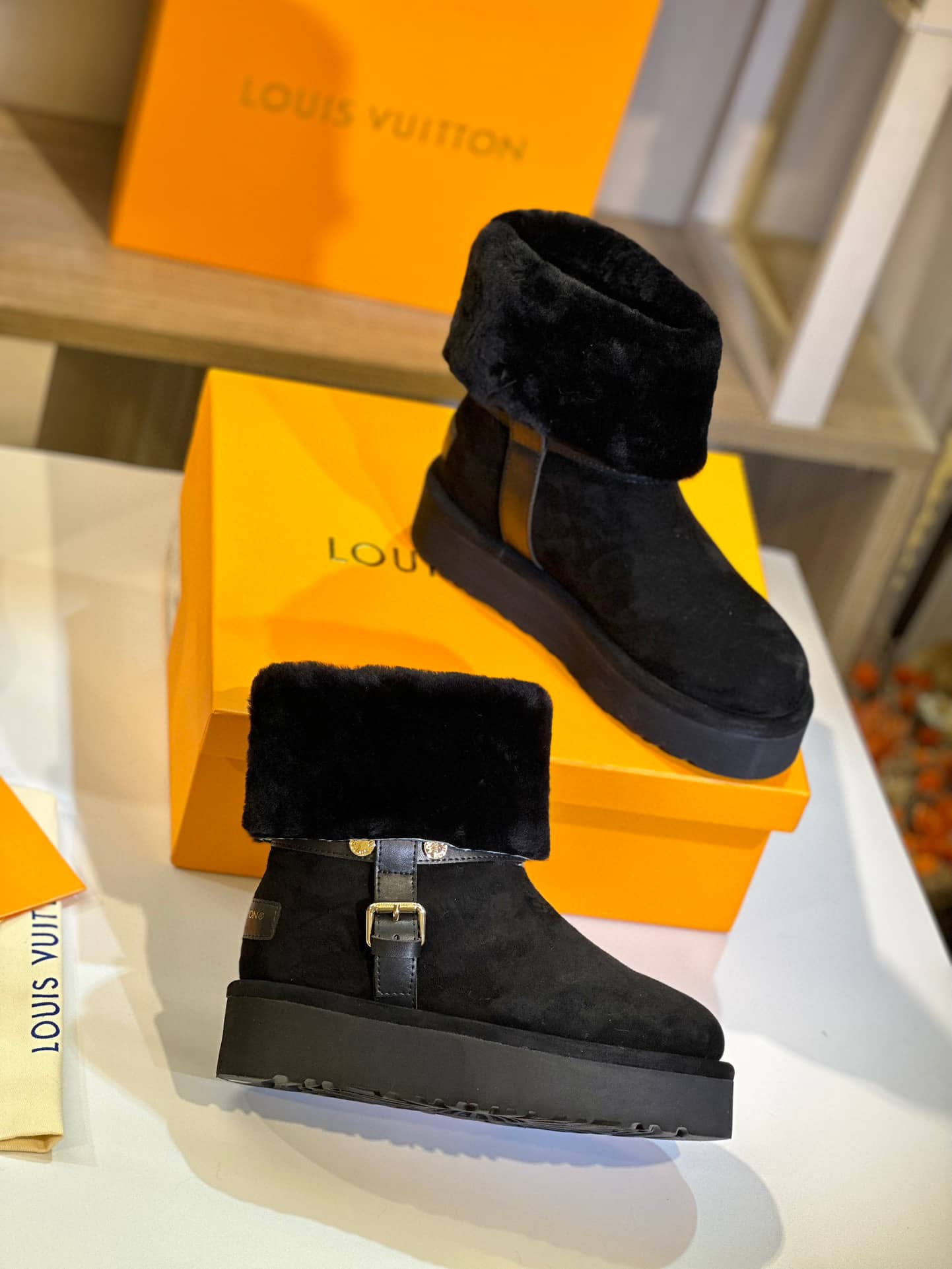 LOUIS VUITTON ASPEN PLATFORM ANKLE BOOT BLACK 1AC78K - Image 4