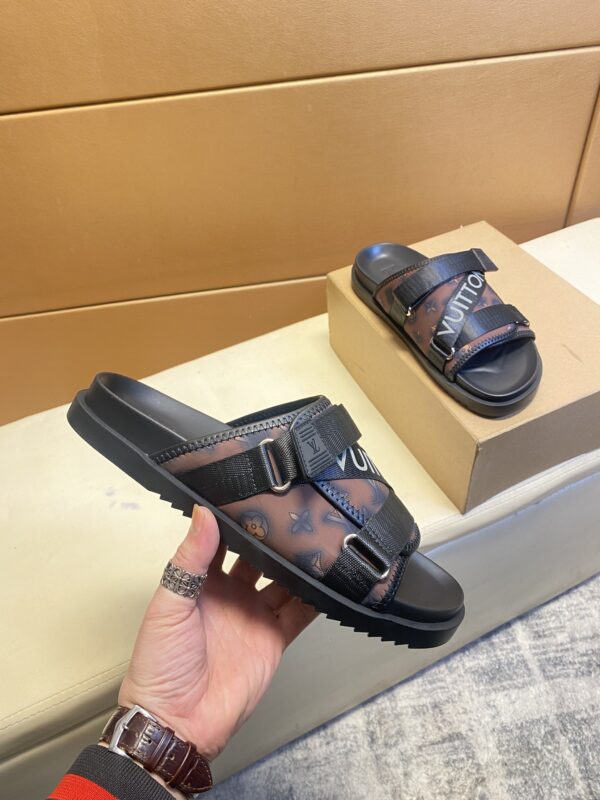 LOUIS VUITTON LV HONOLULU MULE SANDAL BROWN - Image 3