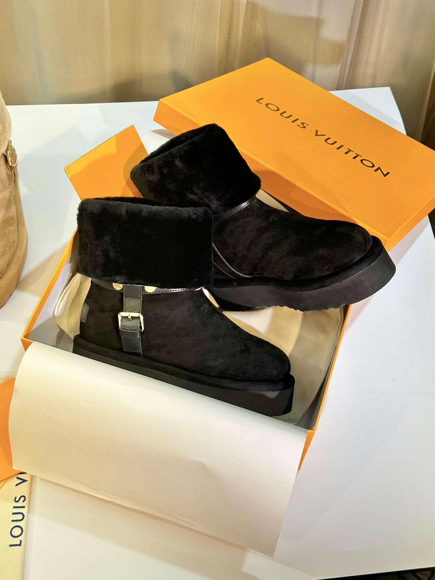 LOUIS VUITTON ASPEN PLATFORM ANKLE BOOT BLACK 1AC78K - Image 5