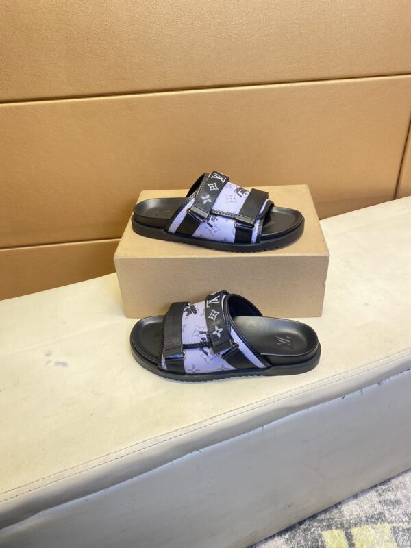 LOUIS VUITTON LV MONOGRAM SANDAL WITH LOGO PURPLE - Image 7