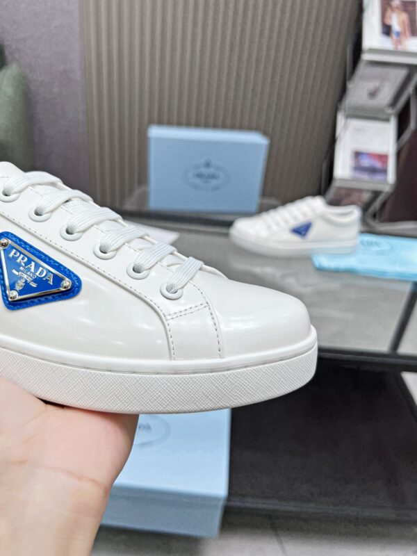 PRADA BRUSHED SNEAKERS LEATHER WHITE WHITE COBALT BLUE - Image 6