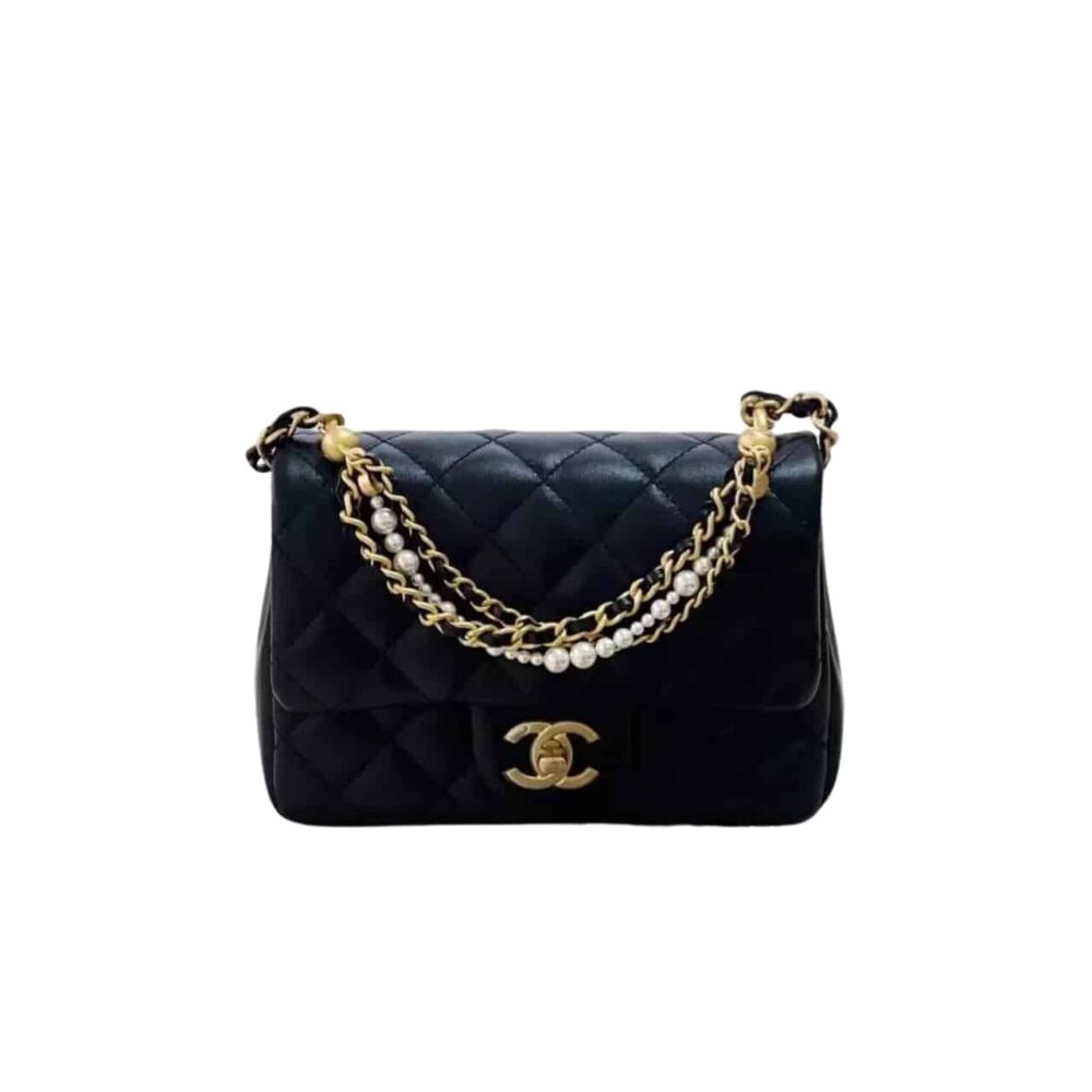 CHANEL FLAP BAG GOLD HARDWARE WITH CHAIN WHITE 17CM