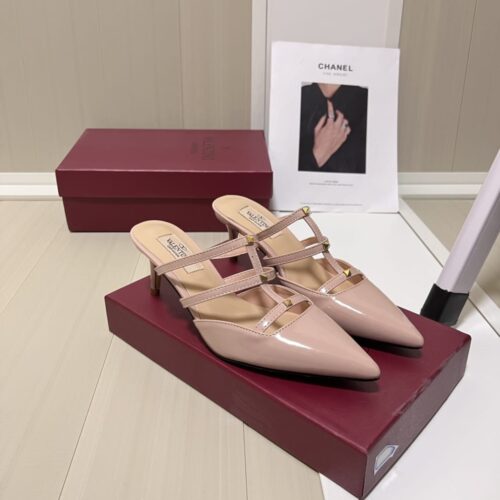 Alternative view of Valentino Garavani Rockstud Wispy Mule In Beige 4W0S0Jb1Act 098