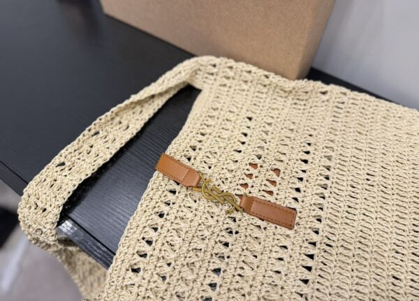 SAINT LAURENT LE 5 A 7 IN RAFFIA CROCHET AND SMOOTH LEATHER BEIGE 32CM 690941GAAAR2080 - Image 8