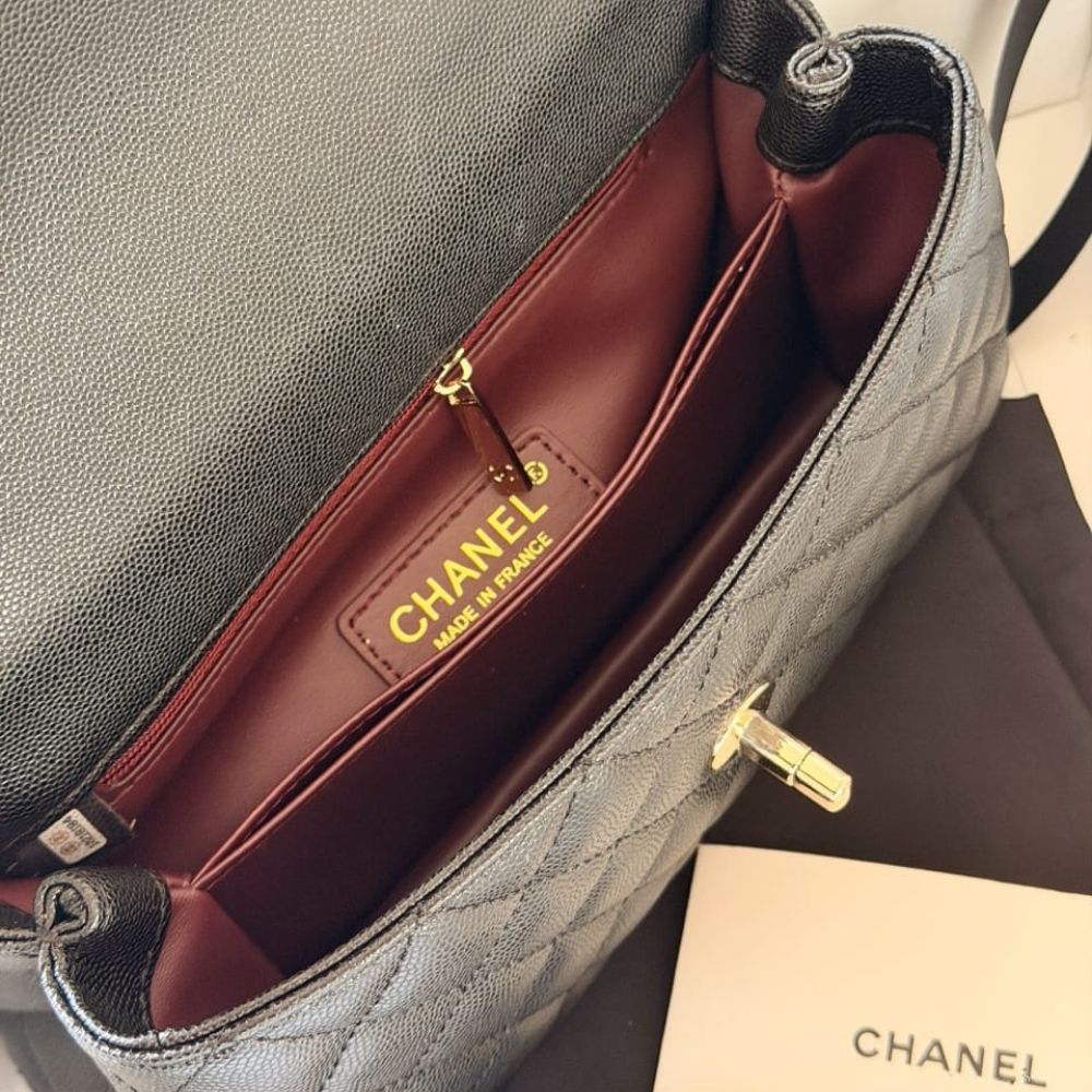 Chanel Trendy Cc Top Handle Bag Python Black 23Cm - Image 4